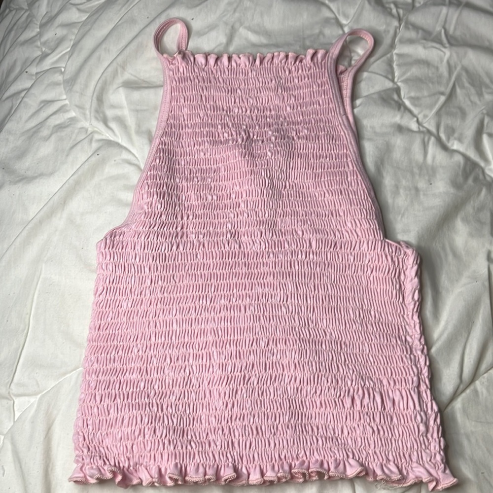SOLD📦📦📦Cropped halter tank top. Size M.